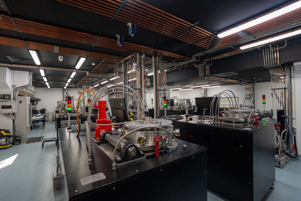 vera clinic and appsilon enterprise collaboration manufacturing cvd lab grown diamonds and blades